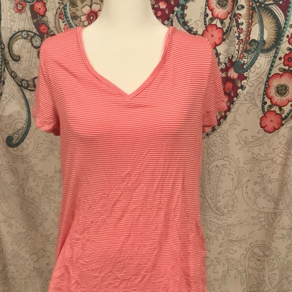 Nwot Dip red and white micro Striped V-Neck Short Sleeve Top Size Small